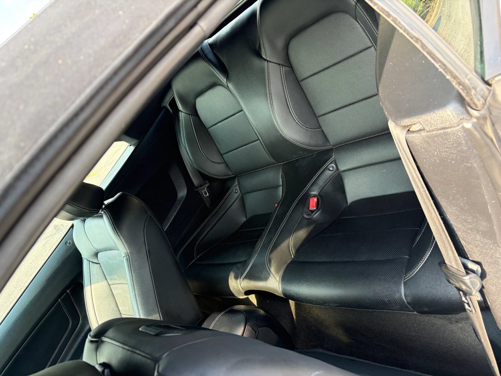 Used 2018 Ford Mustang Premium w/ Equipment Group 201A RWD image 9