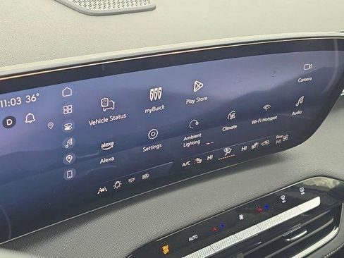 Used 2025 Buick Enclave Preferred image 30