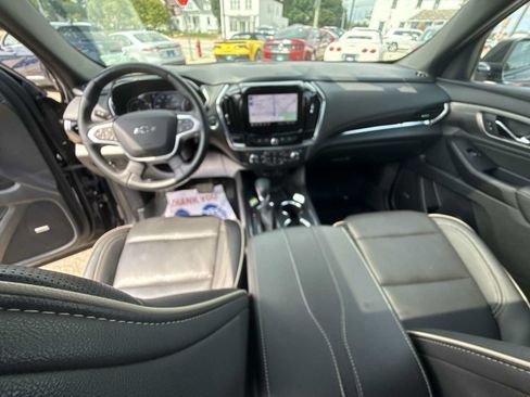 Certified 2023 Chevrolet Traverse Premier w/ Redline Edition AWD/4WD image 21