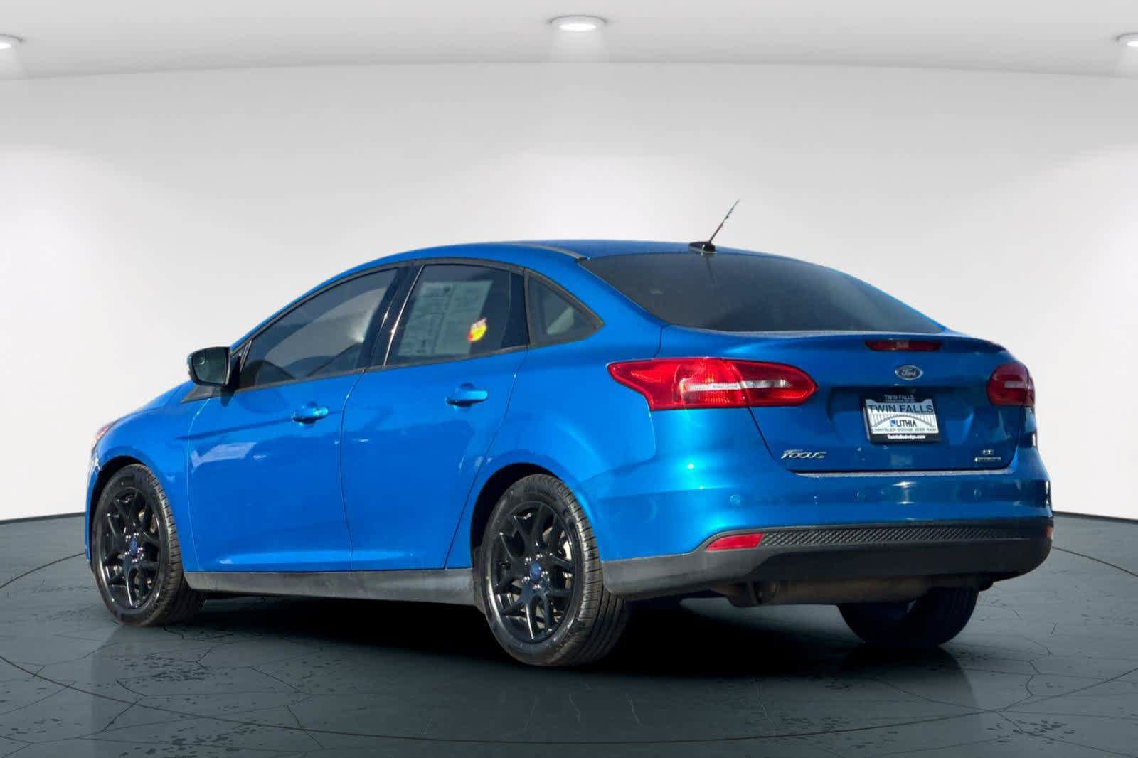 Used 2016 Ford Focus SE w/ Equipment Group 201A FWD image 8