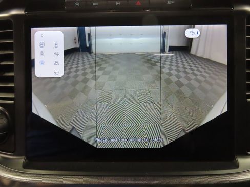 Used 2024 Ford F150 Lariat w/ Equipment Group 502A High AWD/4WD image 18