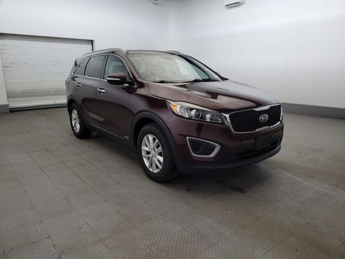 Used 2017 Kia Sorento AWD w/ LX Convenience Package image 13