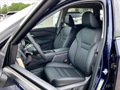 New 2026 Nissan Rogue SV FWD image 18