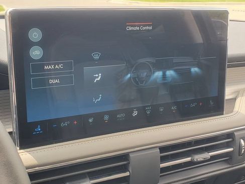 Certified 2024 Lincoln Corsair AWD w/ Equipment Group 101A image 22