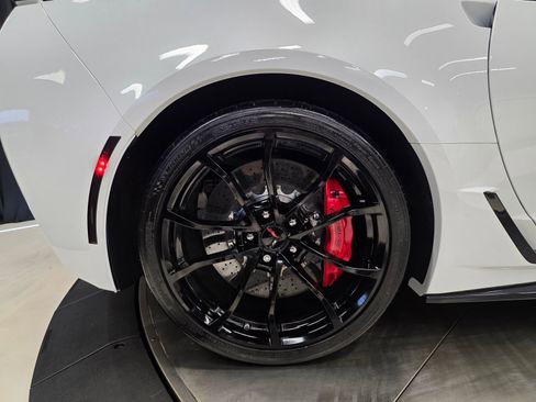 Used 2017 Chevrolet Corvette Grand Sport w/ Z07 Performance Package image 41