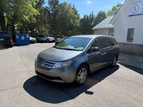 Used 2011 Honda Odyssey EX-L image 3