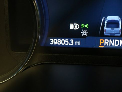 Certified 2022 Ford F150 XLT w/ Equipment Group 302A High image 18