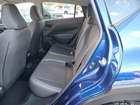 Used 2025 Subaru Crosstrek 2.0i Premium image 10