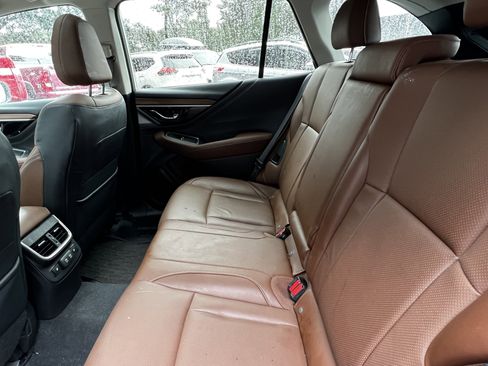 Used 2020 Subaru Outback Touring XT image 32