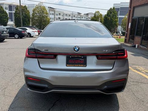 Used 2020 BMW 750i xDrive w/ Executive Package AWD/4WD image 6