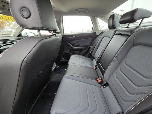 New 2026 Volkswagen Jetta SEL image 7