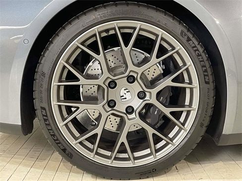 Used 2025 Porsche 911 Carrera image 15