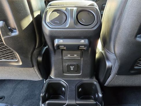 New 2025 Jeep Gladiator Rubicon image 10