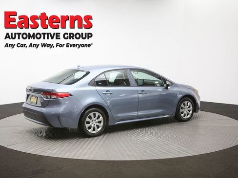 Used 2022 Toyota Corolla LE image 37