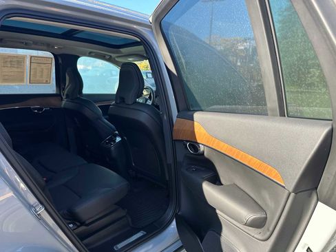 Used 2025 Volvo XC90 B5 Plus w/ Protection Package Premier image 13