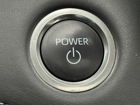 Used 2025 Toyota Highlander Limited image 33