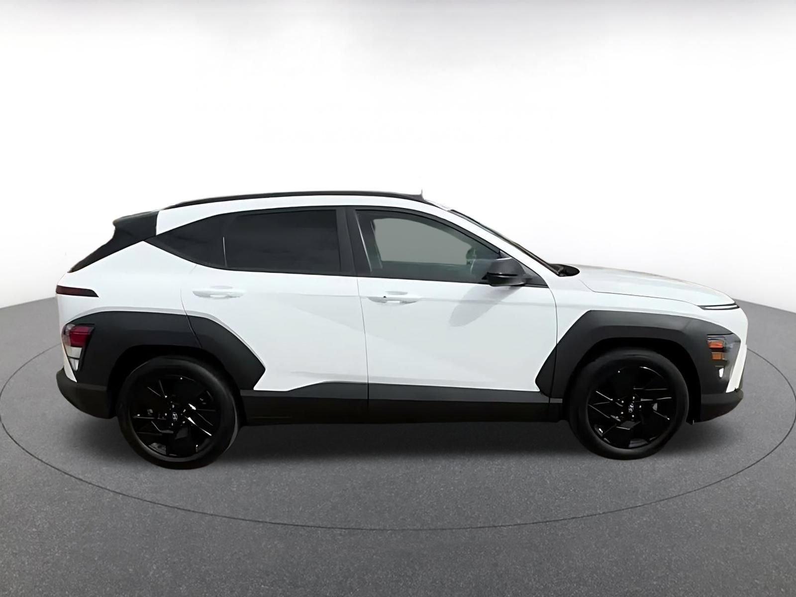 Used 2026 Hyundai Kona SEL Sport FWD image 15