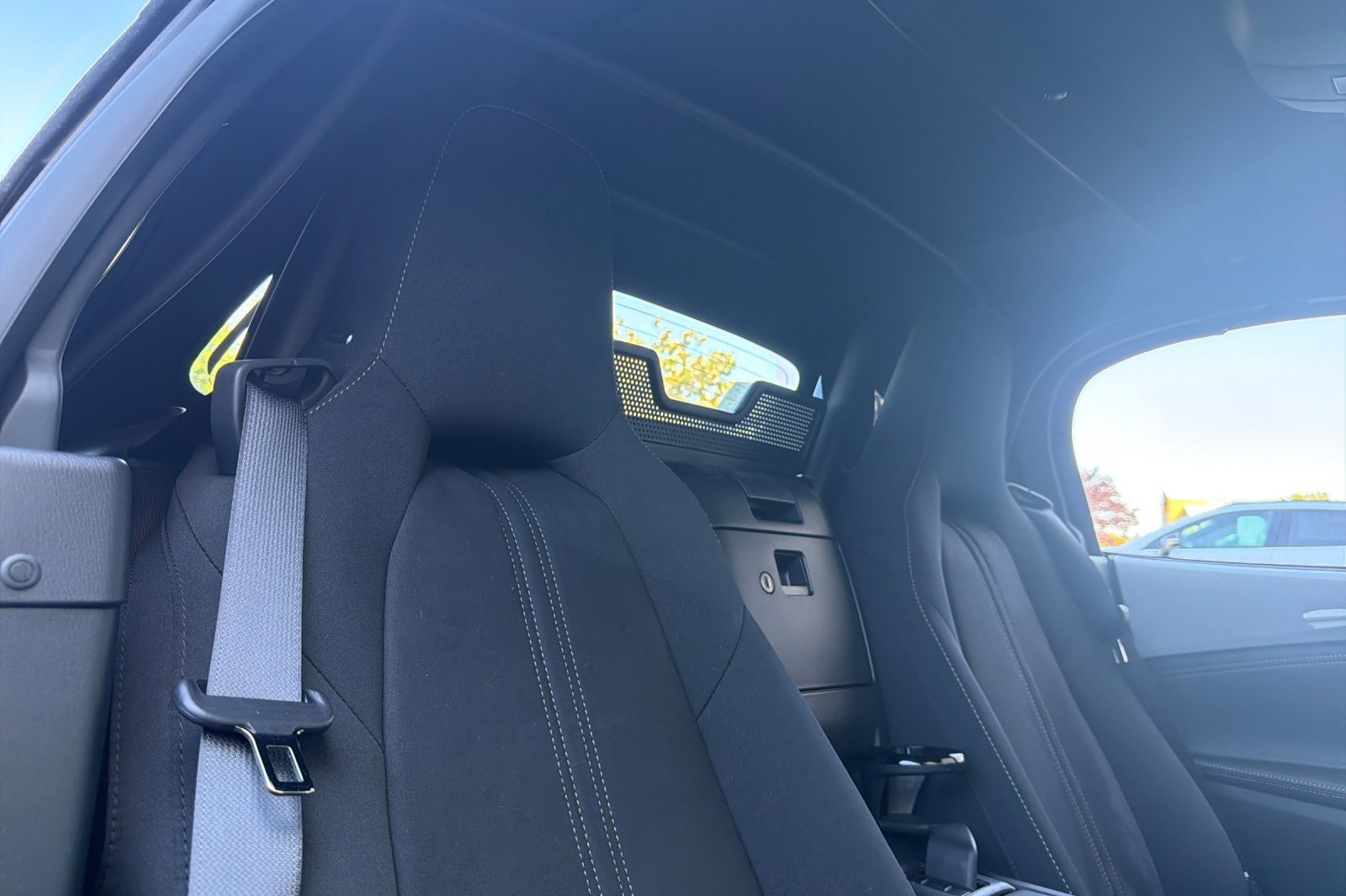 New 2026 MAZDA MX-5 Miata Club w/ Interior Package RWD image 17
