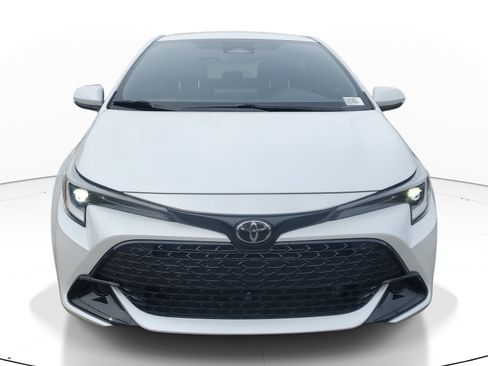 Used 2023 Toyota Corolla SE image 2