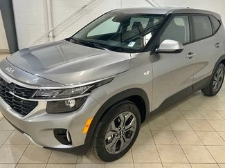 Used 2026 Kia Seltos LX FWD video 1