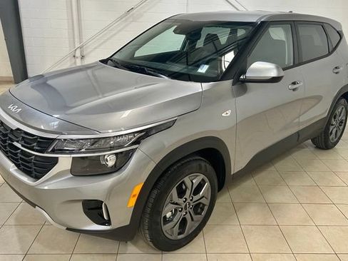 Used 2026 Kia Seltos LX FWD image 1