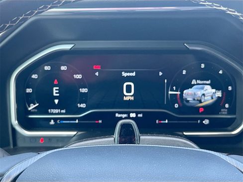 Used 2024 GMC Sierra 1500 Denali Ultimate image 12