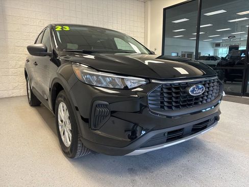 Used 2023 Ford Escape Active w/ Tech Pack #1 image 9