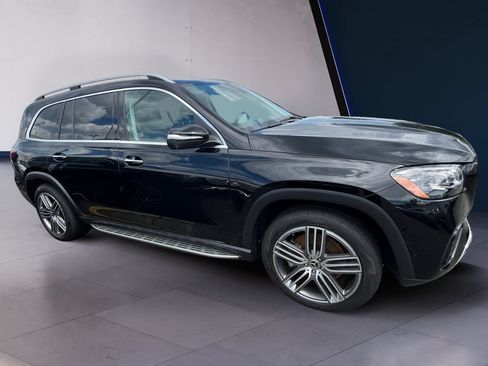 Certified 2026 Mercedes-Benz GLS 450 4MATIC image 6