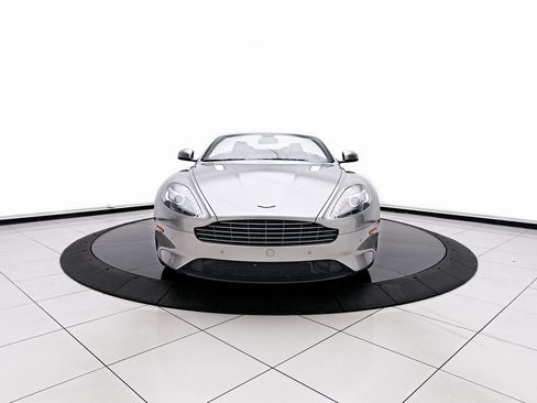 Used 2016 Aston Martin DB9 GT image 21
