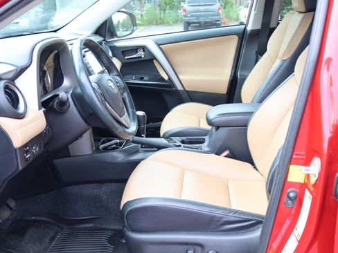 Used 2016 Toyota RAV4 Limited AWD/4WD image 20