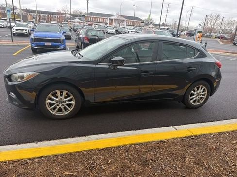 Used 2014 MAZDA MAZDA3 i Touring image 2