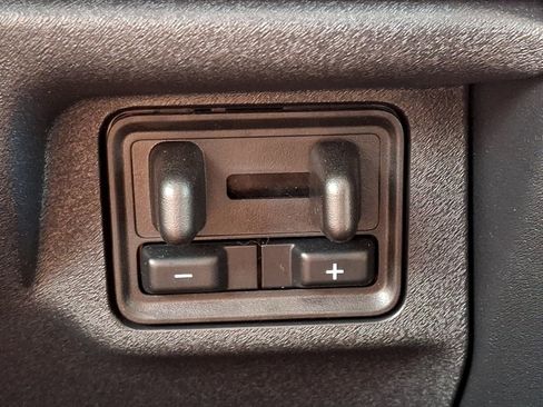 Certified 2025 Ford Expedition Active AWD/4WD image 22