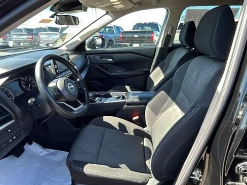 Used 2024 Nissan Rogue SV AWD/4WD image 17