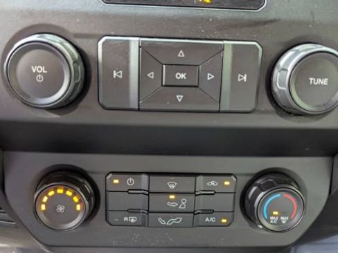 Used 2017 Ford F150 XL w/ XL Power Equipment Group AWD/4WD image 33