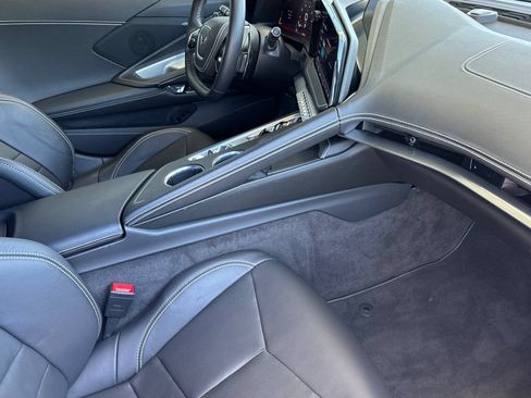 Used 2026 Chevrolet Corvette Stingray Coupe w/ 1LT RWD image 14
