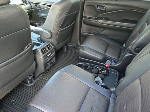 Used 2021 Honda Pilot Black Edition image 12