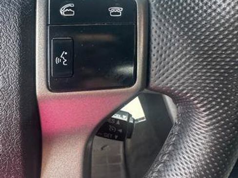 Used 2013 Toyota Tacoma Double Cab V6 Auto 4WD image 13