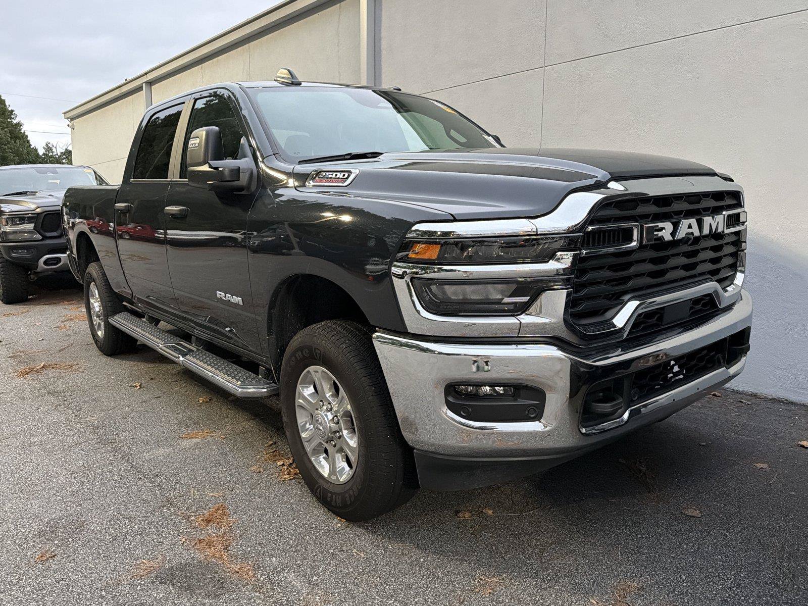 Used 2026 RAM 2500 Big Horn AWD/4WD image 3