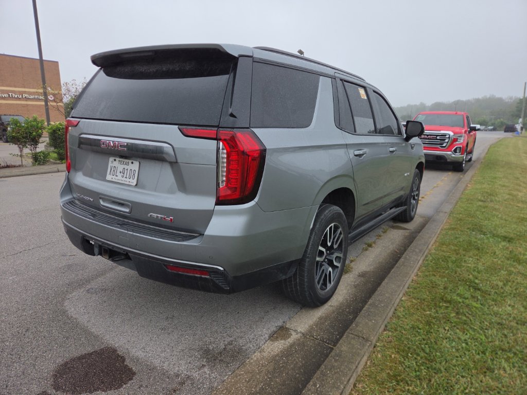 Used 2023 GMC Yukon AT4 AWD/4WD image 3