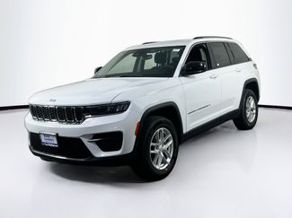 Used 2023 Jeep Grand Cherokee Laredo w/ Luxury Tech Group I video 1