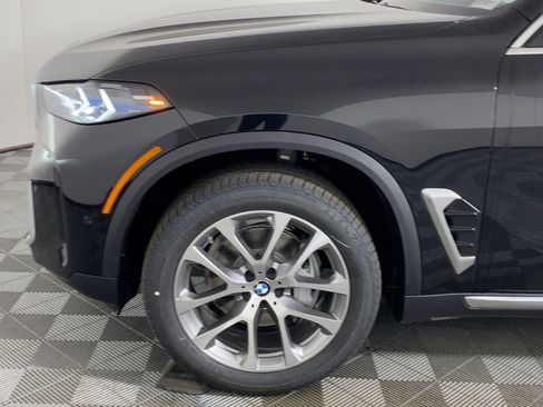 New 2026 BMW X5 sDrive40i w/ Premium Package image 9