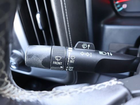 Used 2018 GMC Sierra 2500 SLE image 16