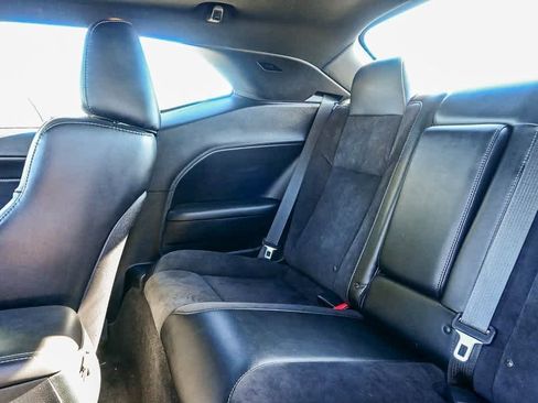 Used 2015 Dodge Challenger R/T Plus image 17