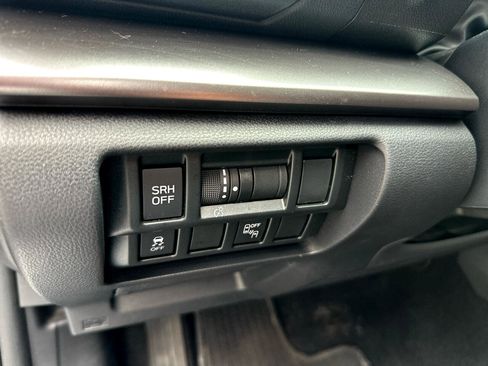 Used 2018 Subaru Crosstrek 2.0i Limited image 44