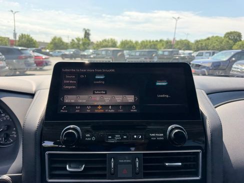 Used 2023 Nissan Armada SV AWD/4WD image 16