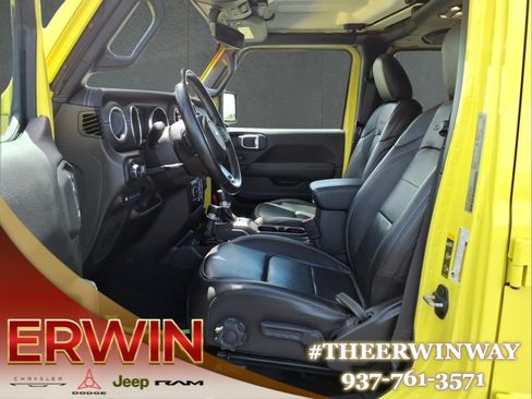 Used 2023 Jeep Wrangler Unlimited Sahara w/ Cold Weather Group AWD/4WD image 13