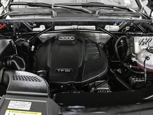 Used 2019 Audi Q5 2.0T Premium Plus image 24