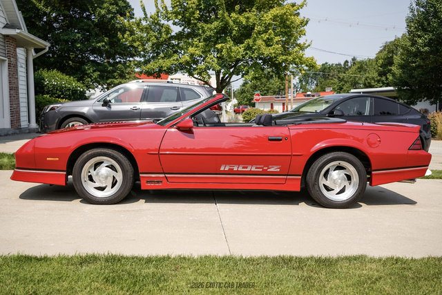 Used 1988 Chevrolet Camaro LT RWD image 3