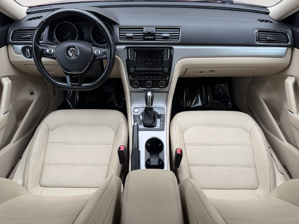 Used 2019 Volkswagen Passat 2.0T Wolfsburg w/ Wheels & Sunroof Package FWD image 16
