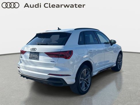 Used 2025 Audi Q3 2.0T Premium w/ Convenience Package AWD/4WD image 3
